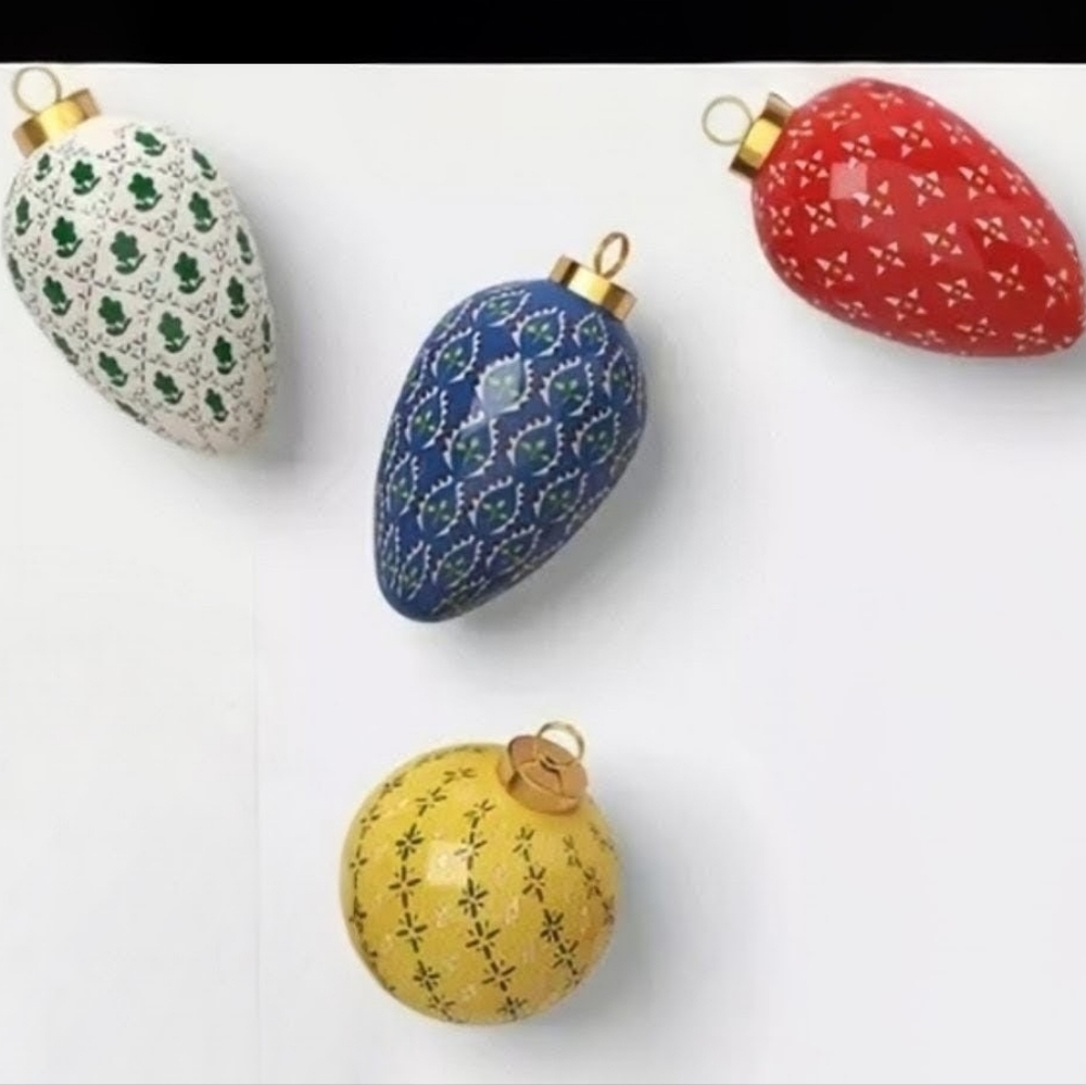 4 Large Colorful Pattern Ceramic Christmas Ornaments Threshold Bright New